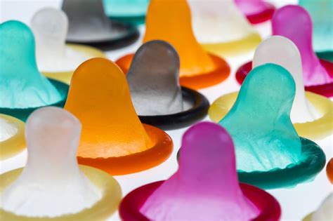 Blowjob ohne Kondom gegen Aufpreis Begleiten Pfäffikon